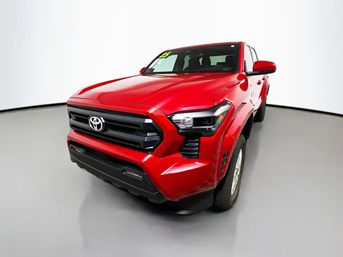 Used 2025 Toyota Tacoma SR5 image 10