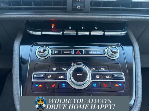 Certified 2022 Lincoln Corsair FWD w/ Equipment Group 101A image 18