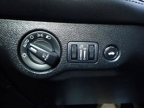 Used 2023 Dodge Challenger R/T w/ T/A Package image 21