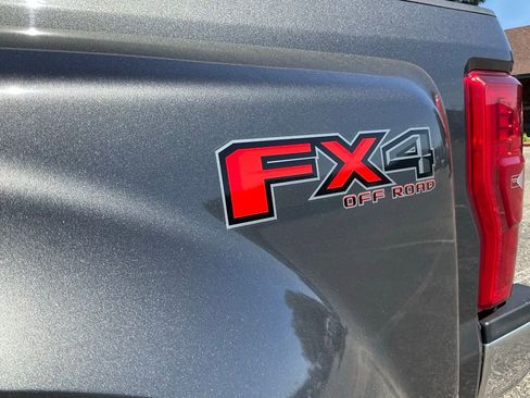 Used 2017 Ford F350 Lariat w/ Lariat Ultimate Package image 16