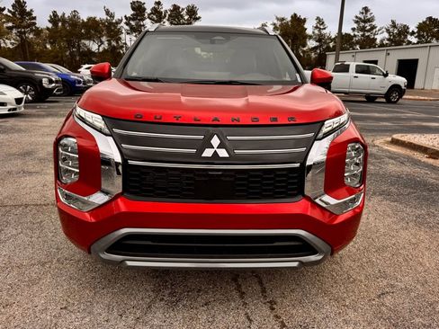 New 2026 Mitsubishi Outlander SEL FWD image 2