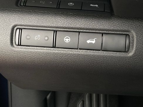 New 2026 Nissan Pathfinder SV FWD image 27