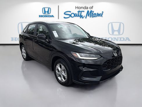 Used 2024 Honda HR-V LX image 1