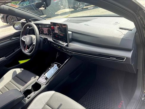 New 2025 Volkswagen GTI SE image 10