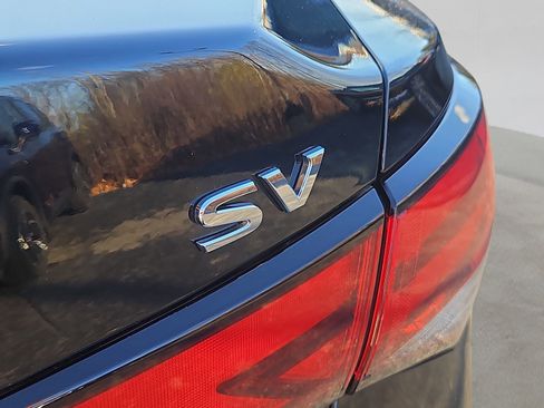 Certified 2023 Nissan Sentra SV image 4