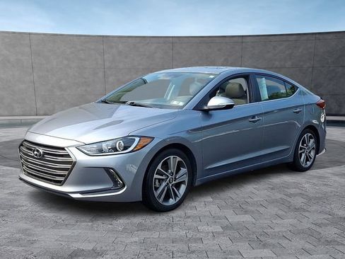 Used 2017 Hyundai Elantra Limited w/ Limited Tech Package 04 FWD image 6