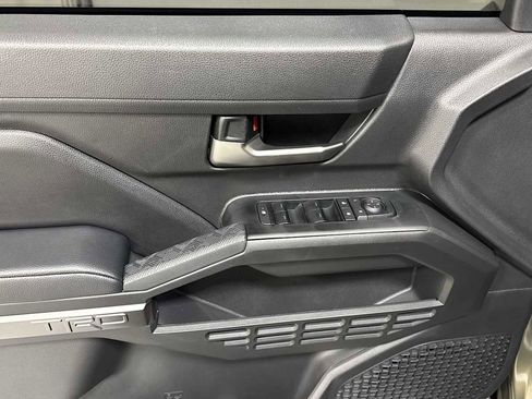 Certified 2026 Toyota Tacoma TRD Off-Road image 15