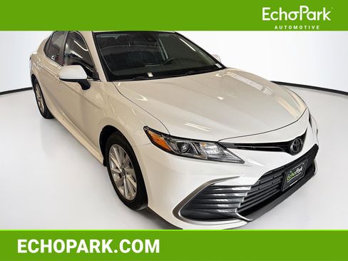 Used 2021 Toyota Camry LE FWD image 1