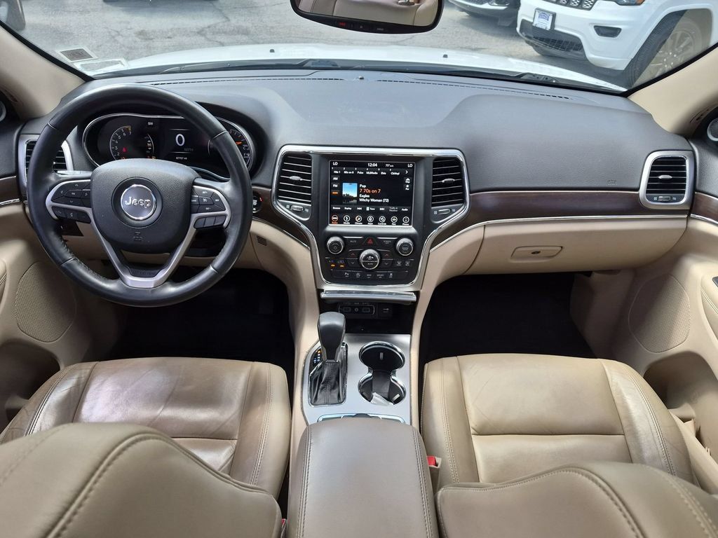 Used 2018 Jeep Grand Cherokee Limited AWD/4WD image 23