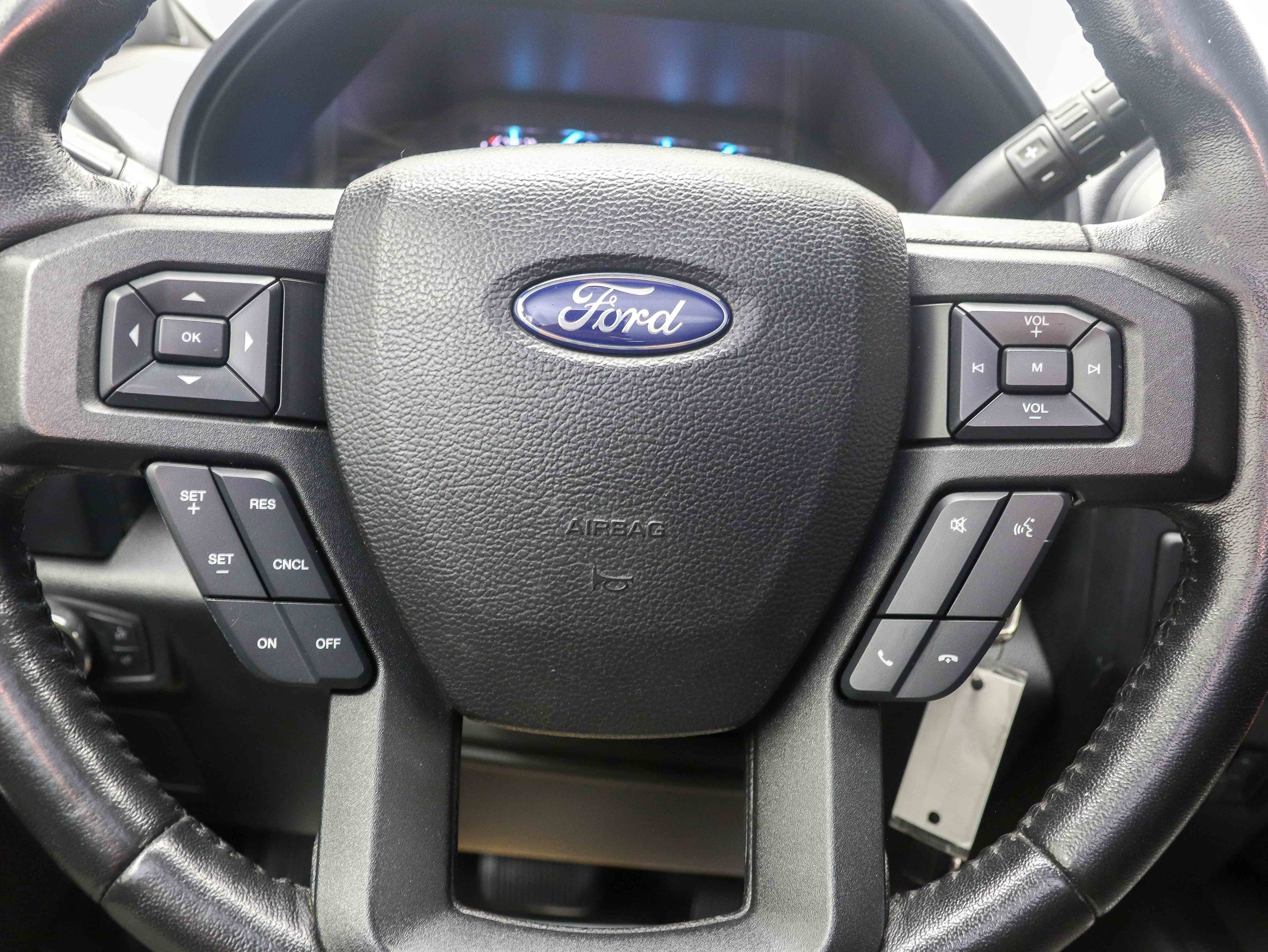 Used 2018 Ford Expedition Max XL AWD/4WD image 27