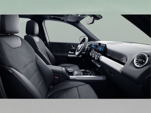 Certified 2023 Mercedes-Benz GLB 250 image 42