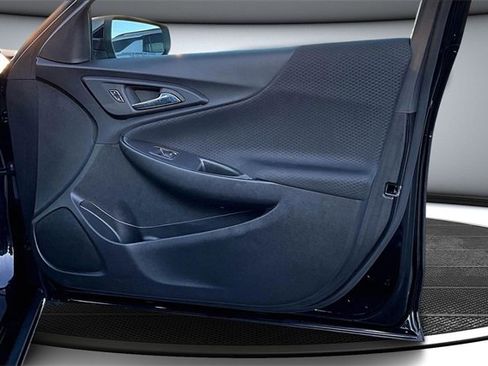 Used 2024 Chevrolet Malibu LT image 27