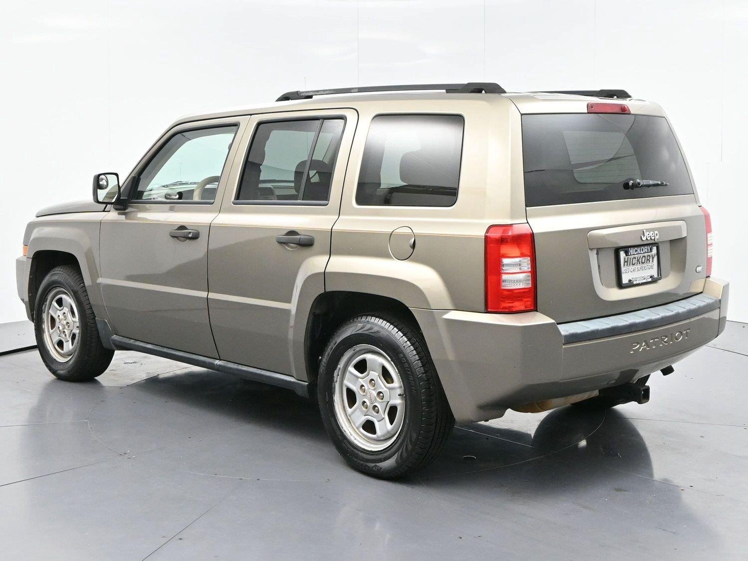 Used 2008 Jeep Patriot Sport FWD image 5