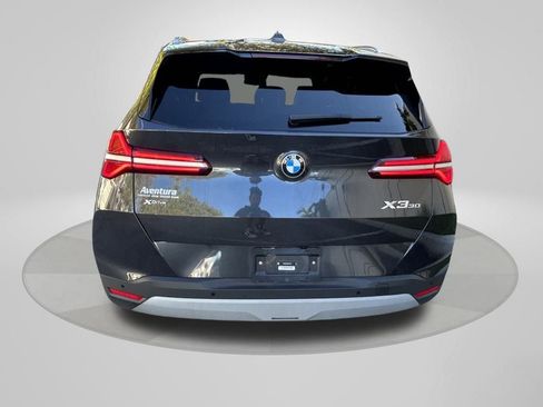 Used 2025 BMW X3 xDrive30i w/ Premium Package image 6