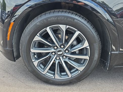 Used 2024 Cadillac Lyriq Sport w/ LPO, Floor Liner Package AWD/4WD image 9