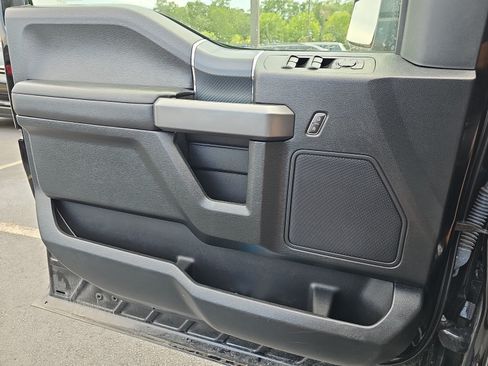 Used 2020 Ford F150 XLT w/ Equipment Group 302A Luxury AWD/4WD image 29