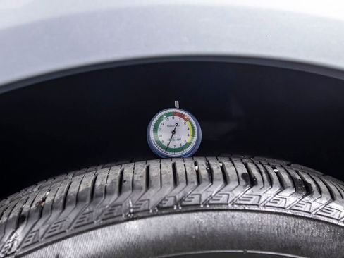 Used 2025 Audi Q8 Prestige image 39