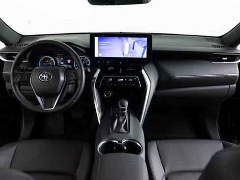 Used 2024 Toyota Venza XLE AWD/4WD image 38