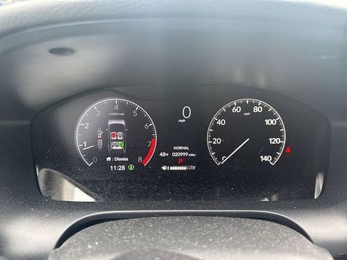 Used 2024 Honda HR-V LX image 8