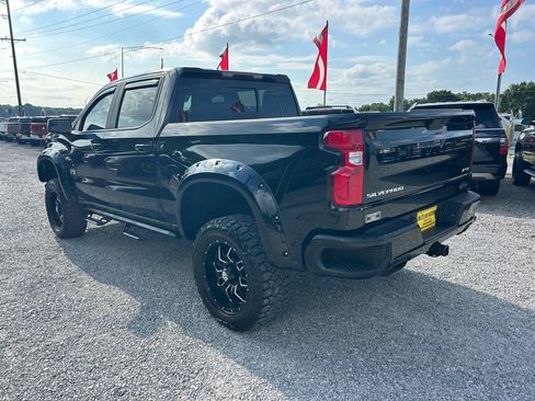 Used 2020 Chevrolet Silverado 1500 RST AWD/4WD image 18