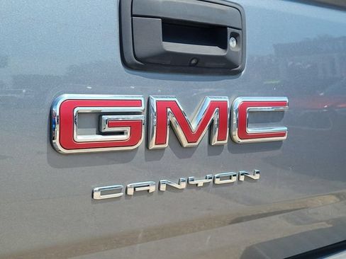 Used 2021 GMC Canyon Elevation Standard w/ Convenience Package RWD image 26
