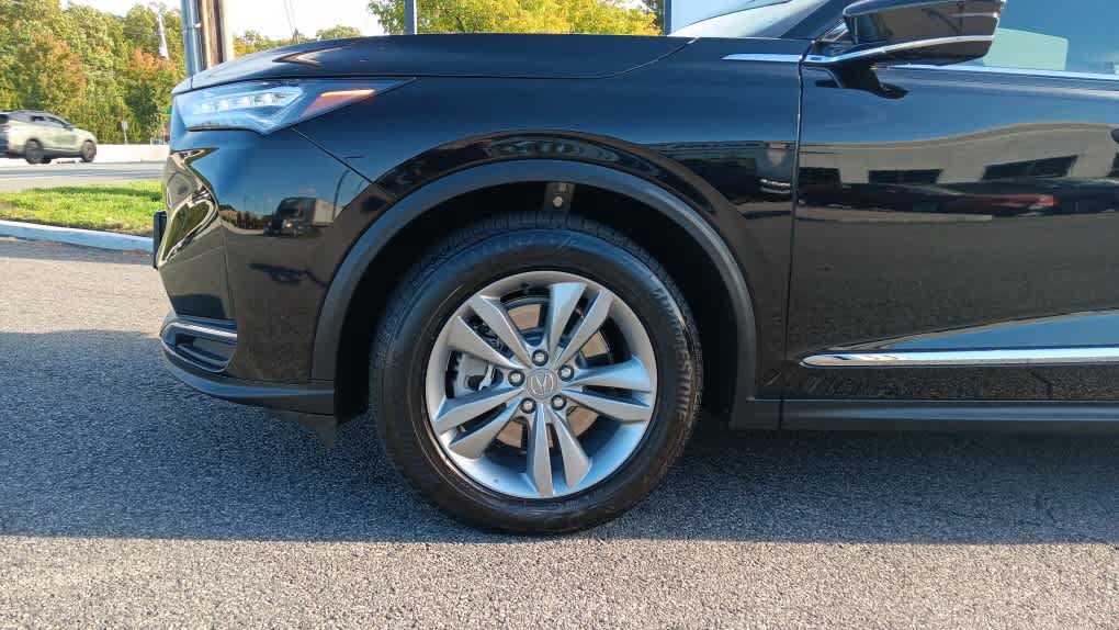 Used 2026 Acura MDX SH-AWD image 11