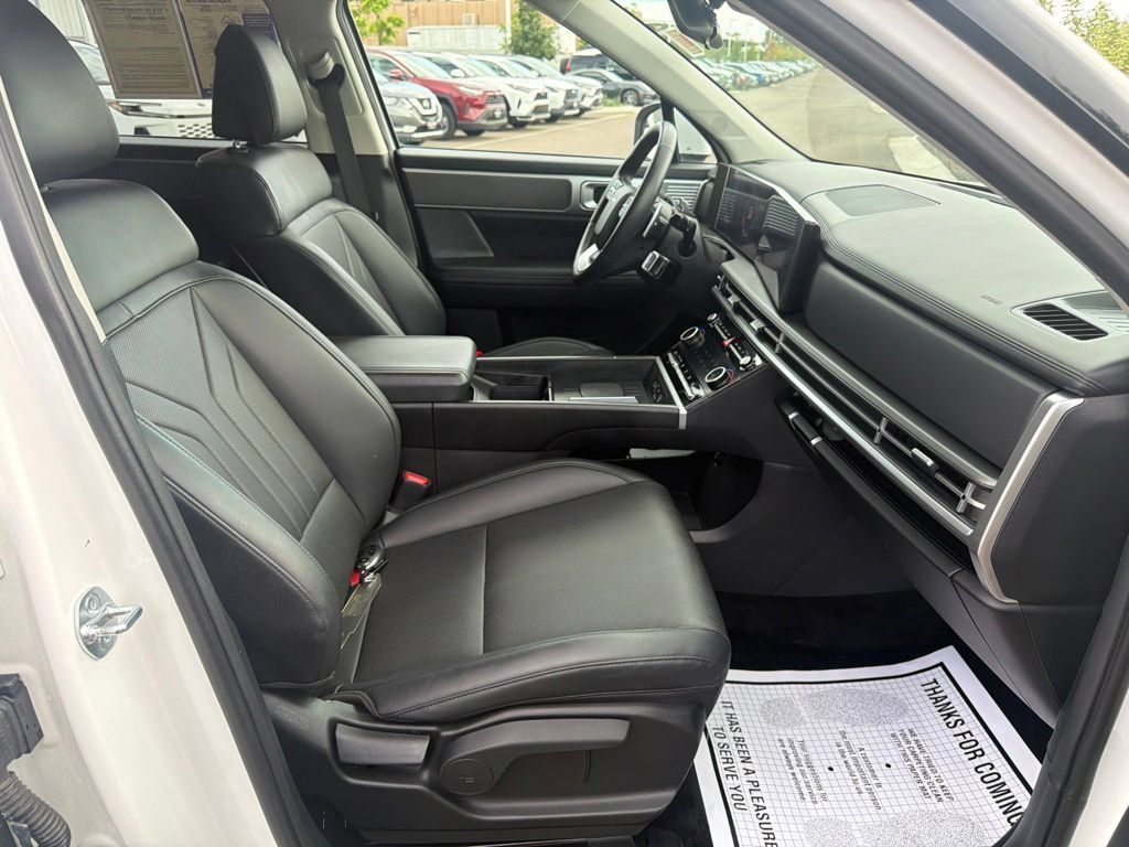Used 2026 Hyundai Santa Fe SEL AWD/4WD image 10