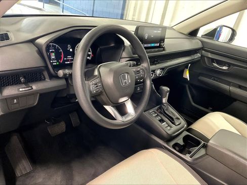 Used 2025 Honda CR-V LX image 8