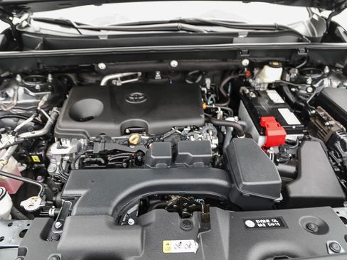 Certified 2024 Toyota RAV4 XLE FWD image 26