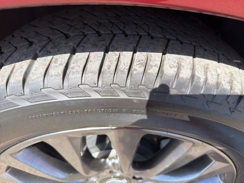 Certified 2022 Nissan Armada Platinum w/ Captain's Chairs Package image 17