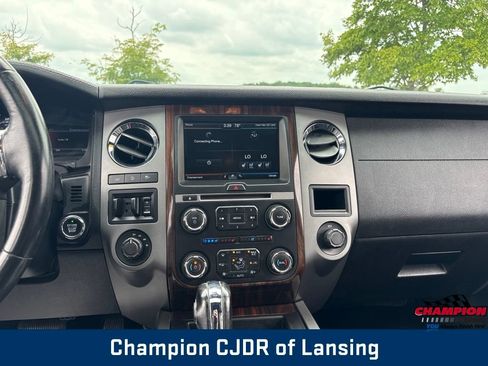 Used 2015 Ford Expedition EL Platinum AWD/4WD image 3