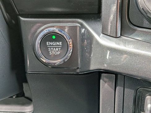 Used 2023 Ford F150 4x4 SuperCrew image 15
