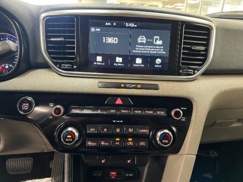 Used 2020 Kia Sportage EX FWD image 16