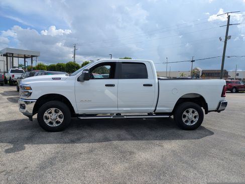 Used 2026 RAM 2500 Big Horn AWD/4WD image 7
