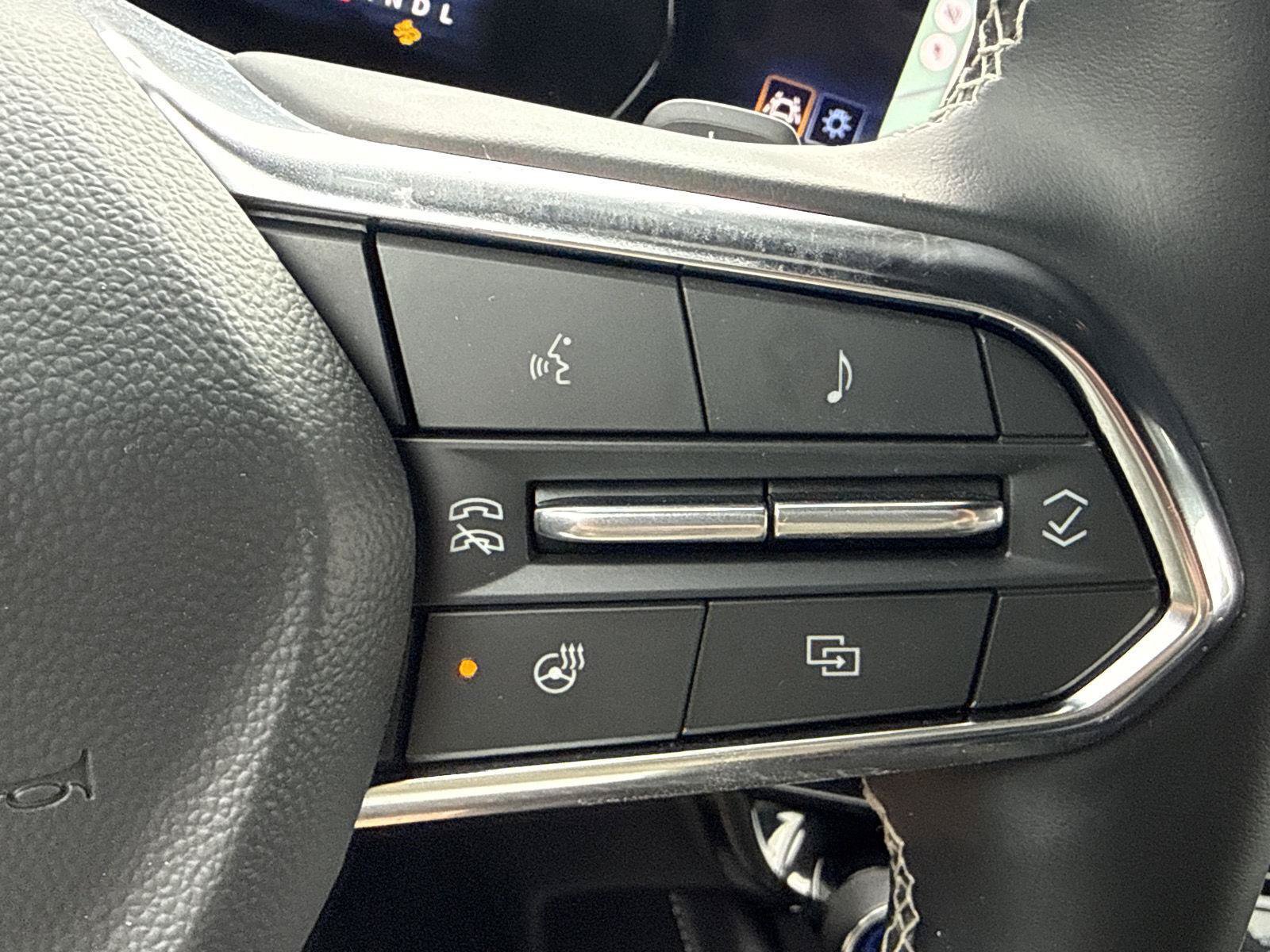 Used 2026 Chevrolet Traverse LT AWD/4WD image 21