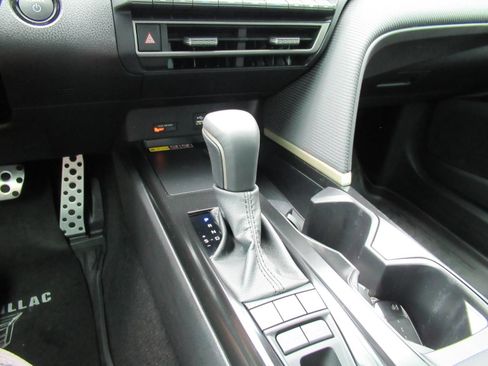Used 2026 Toyota Camry Hybrid FWD image 24