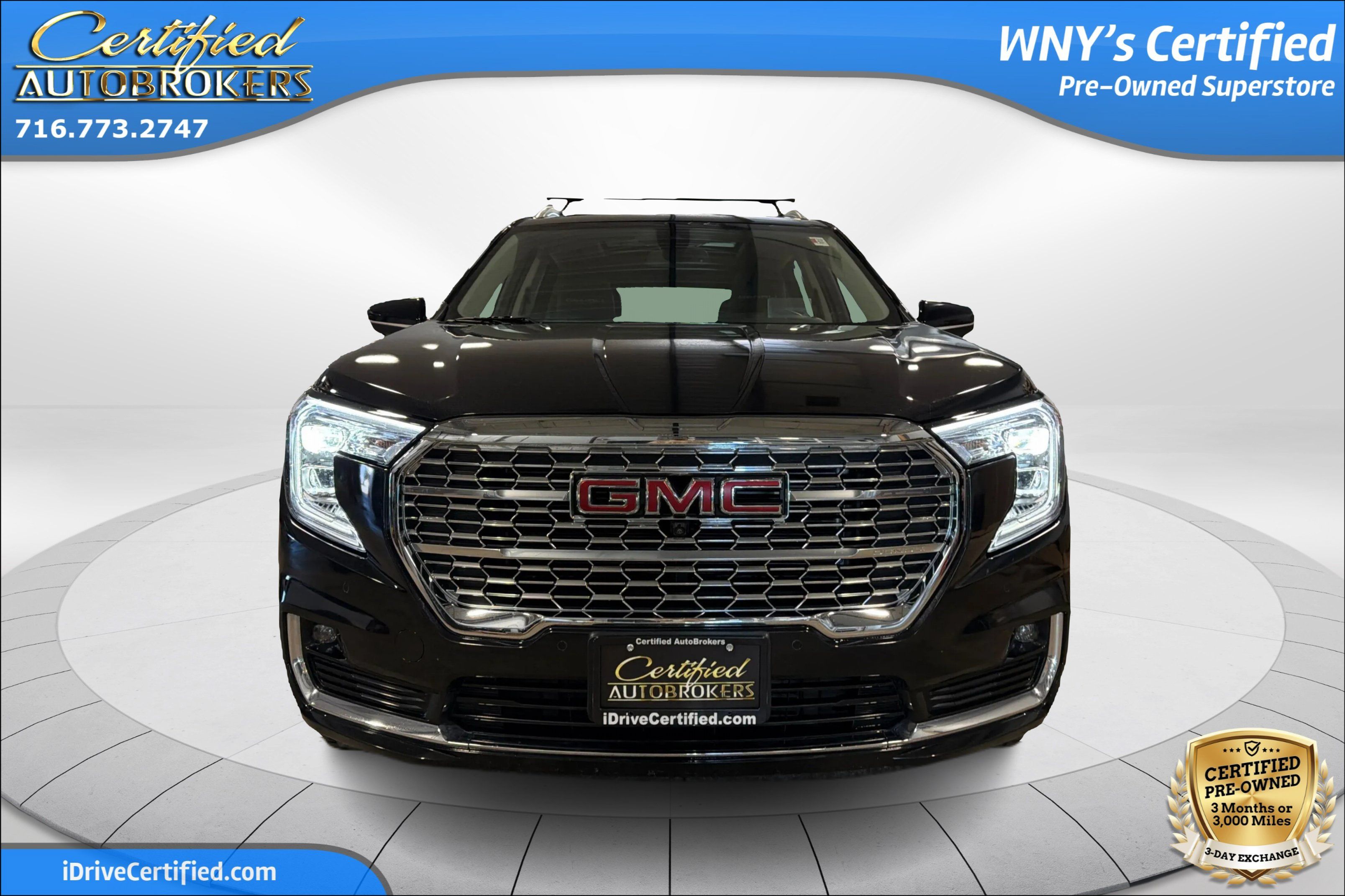 Used 2023 GMC Terrain Denali w/ Black Diamond Edition AWD/4WD image 2