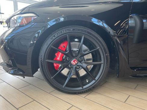 Used 2026 Honda Civic Type R image 15