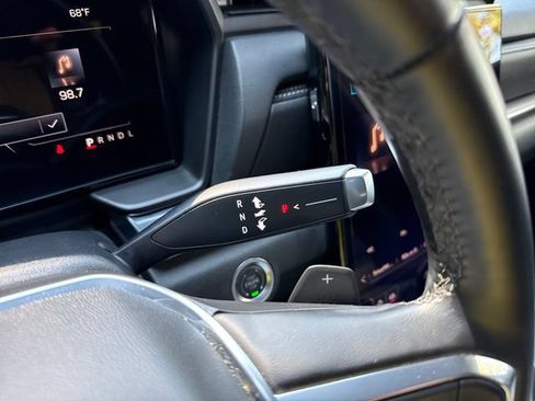 Used 2025 GMC Terrain Elevation AWD/4WD image 21