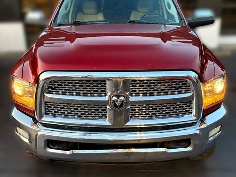 Used 2013 RAM 2500 Laramie w/ Convenience Group image 9