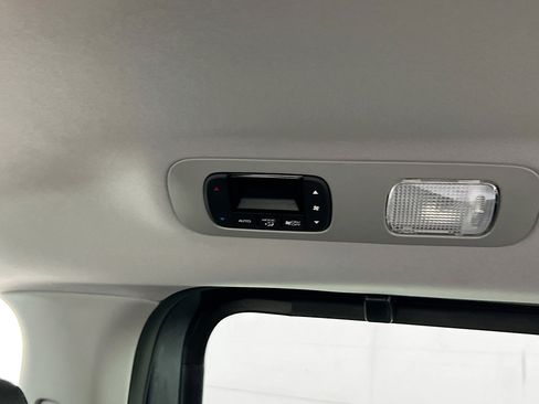 Used 2023 Honda Odyssey Touring image 27