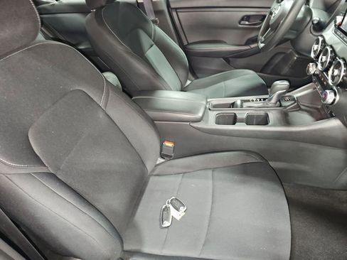 Used 2024 Nissan Sentra S image 30