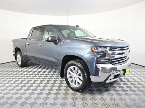 Used 2020 Chevrolet Silverado 1500 LTZ AWD/4WD image 10