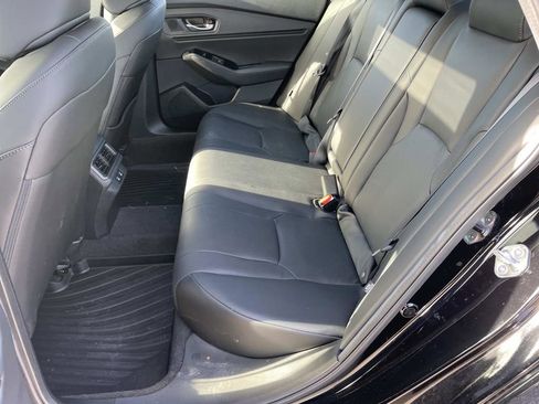 Used 2025 Honda Accord Touring image 11