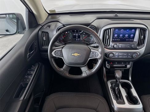 Used 2022 Chevrolet Colorado LT w/ LT Convenience Package image 21