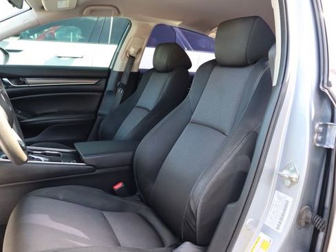 Used 2019 Honda Accord LX image 14