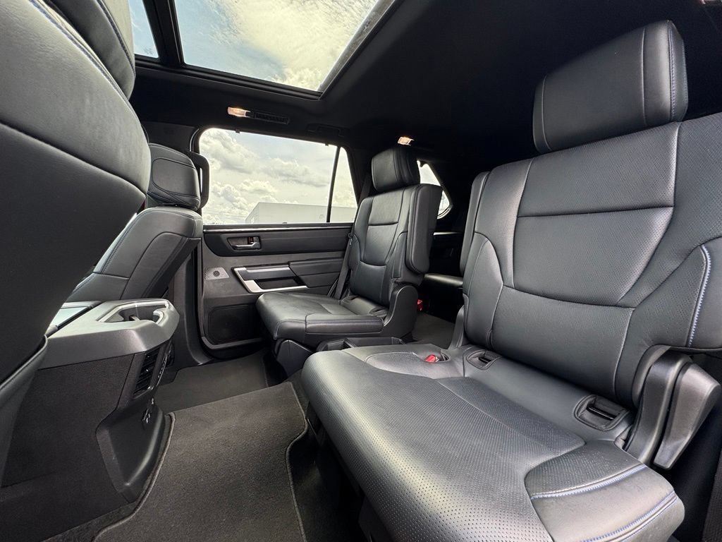 Used 2025 Toyota Sequoia Platinum AWD/4WD image 20