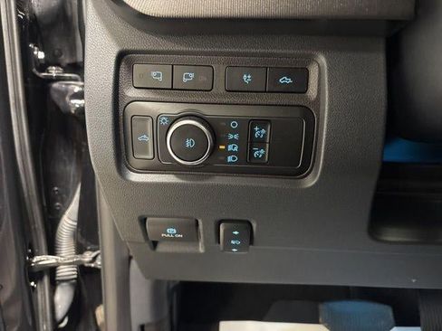 Used 2024 Ford F350 Platinum w/ Tremor Off-Road Package image 15