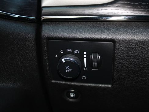 Used 2018 Jeep Grand Cherokee High Altitude image 26