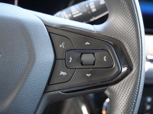 Used 2024 Chevrolet TrailBlazer LT AWD/4WD image 25